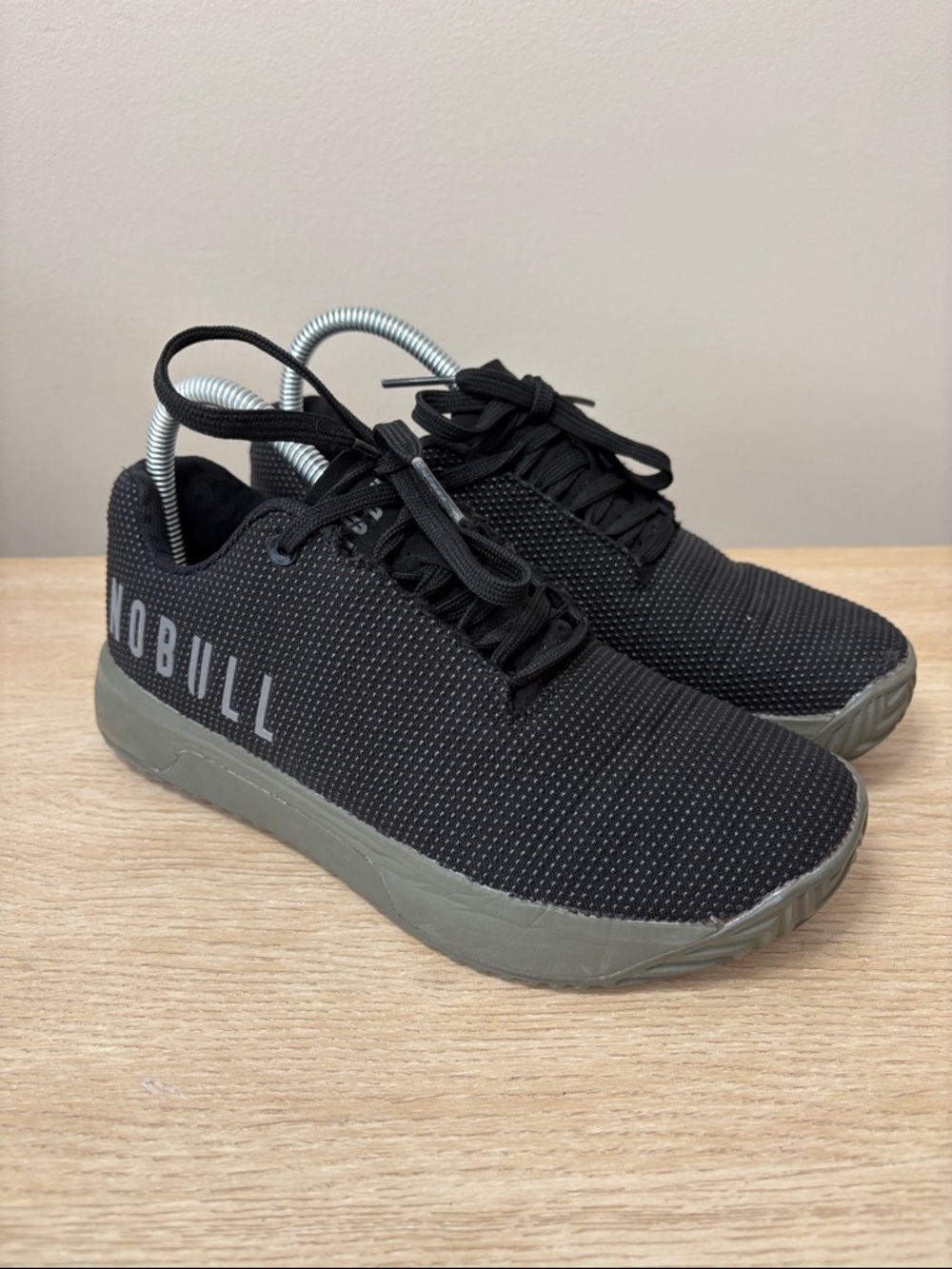 NOBULL SuperFabric Trainers Low Top Unisex Men's 6.5 / Women's 8 Black Gym Shoes